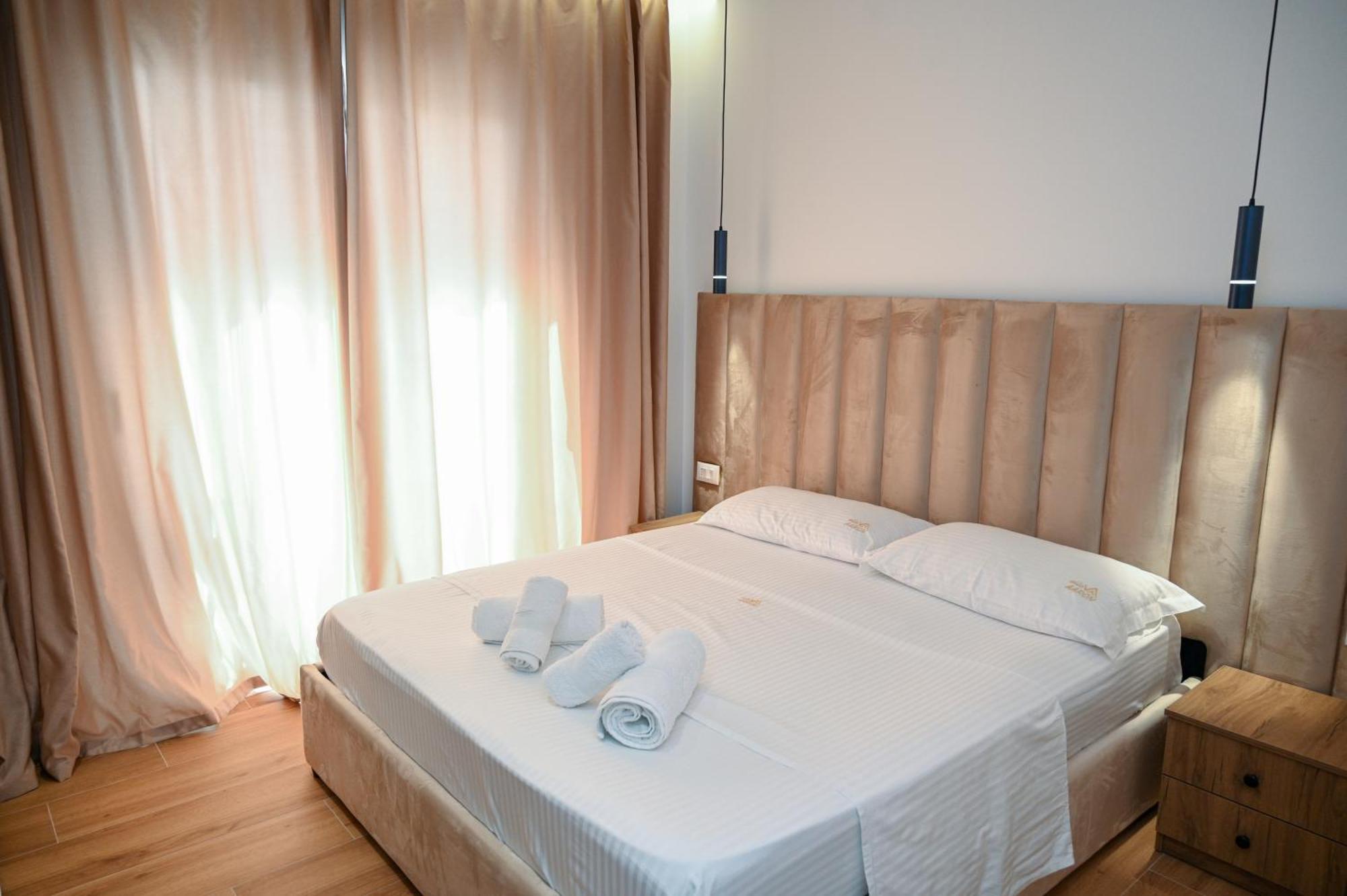 Hotel Aaron